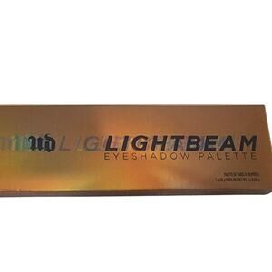 𝅺Urban‎ Decay light beam eyeshadow palette new